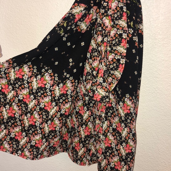 Cute Spring Dress - Picture 3 of 5